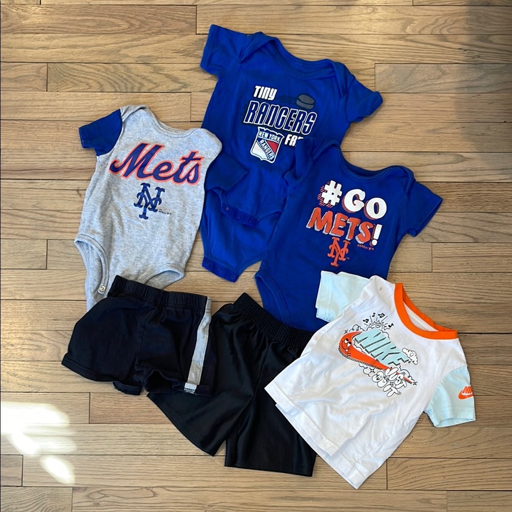 Athletic Clothing Set